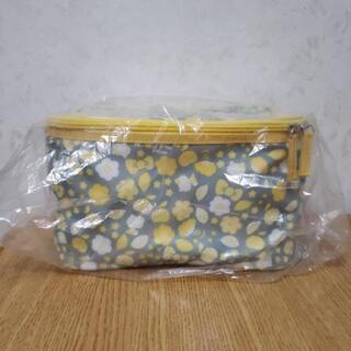 ☆新品未使用☆ ハローキティ 特大ポーチ BIGポーチ 黄色バージョン