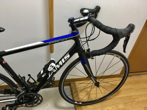 ロードバイク本体(フルカーボン)＋中古付属品12万円相当セット。値段交渉可能