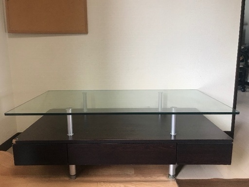 センターテーブル　ガラステーブル