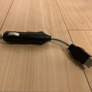 シガーソケット　USBアダプター　No.3　400円