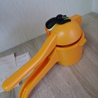 《お話し中です》0円です。ハンドジューサー　新品未使用品　ピングー♪　ミスタードーナツの画像