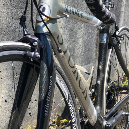 STORCK(ドイツ)フールカーボンロードバイク、シマノ105