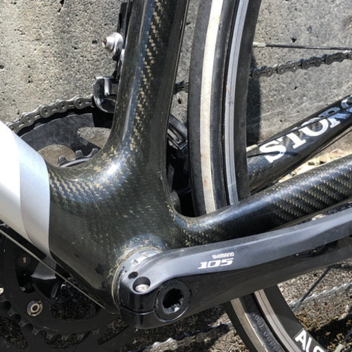 STORCK(ドイツ)フールカーボンロードバイク、シマノ105