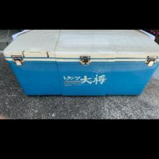 クーラーボックス