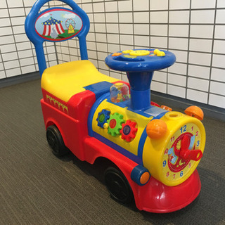 幼児　足こぎ車　受付終了
