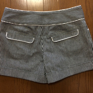 【新品未使用】ストライプ  デニム生地　ショートパンツの画像