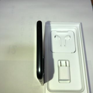 au　IPhone 7 Plus　128G　ＳＩＭ解除済み　売りますの画像