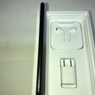 au　IPhone 7 Plus　128G　ＳＩＭ解除済み　売りますの画像