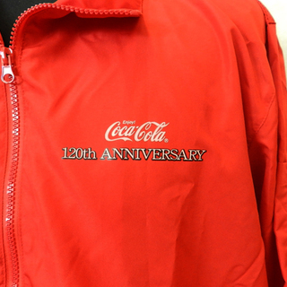 希少 Coca-Cola/コカコーラ ウィンドブレーカー 120周年 ブルゾン フリーサイズ ジャンパー 上着 レッド 赤色 ☆札幌市 清田区 平岡の画像