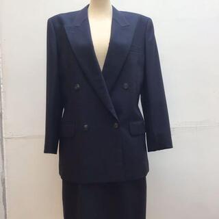 美品定価6万⭐︎ ニューヨーカーエレガントスカートスーツ　ネイビ...