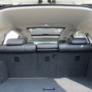 ハリアー！本革シートにサンルーフ付きですね！しかもエアロ車高調ま...