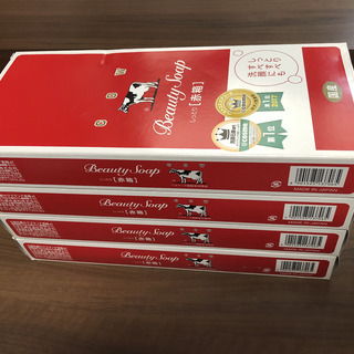 牛乳化粧石鹸カウブランド赤箱　6個入り×4箱の画像