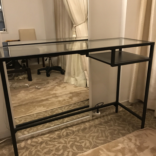 IKEA ラップトップテーブル
