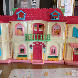 キティー・ドールハウスの画像
