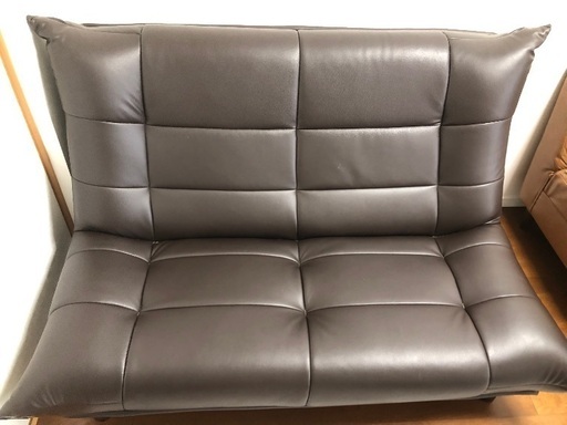 黒革の2人掛用ハイバックソファー　良品です