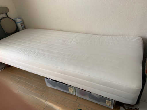 脚付きマットレス　無印良品　ポケットコイル　シングル