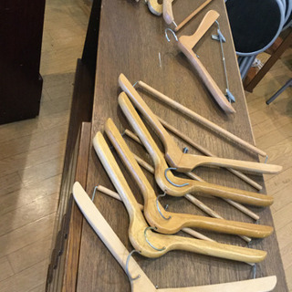 木製ハンガー決定しました。