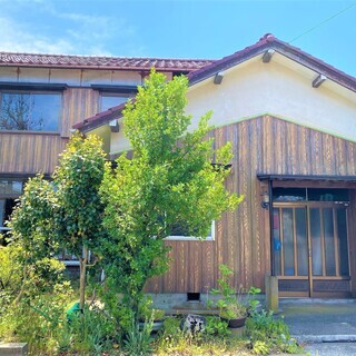 福井市郊外の ６DK+駐車場+お庭付 お得な一軒家 ５.５万円/月！