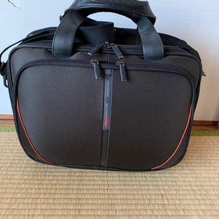サムソナイト　ビジネスバック　中古