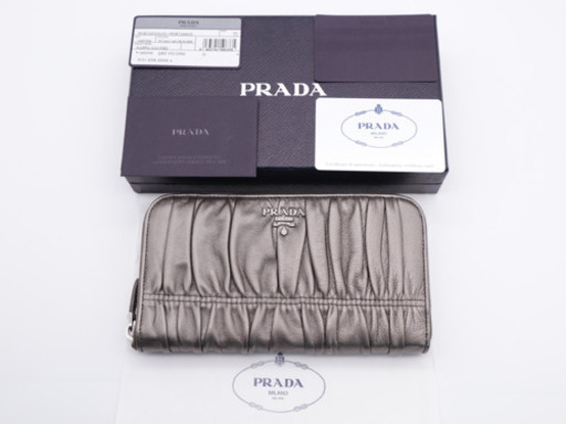 《PRADA/マテ ラッセ ラウンドファスナー長財布》 Aランク ギャラ 箱