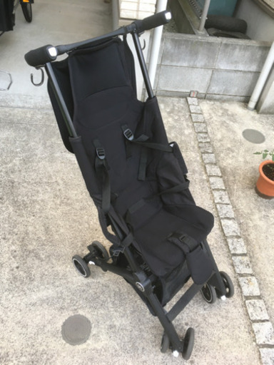 gb Pockit  折りたたみベビーカー