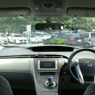自社ローン★保証人無★全国対応★PRIUS G★人気のパールホワイト★カラーバックカメラ★車検R3年5月★5人乗り の画像