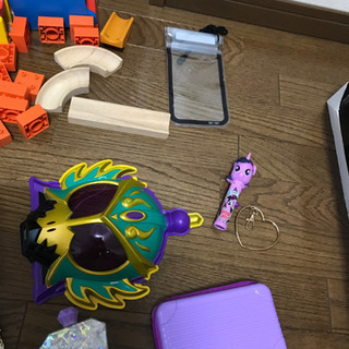 積木　ブロック、定期入れ、タオル、iPhoneスマホケース、地球儀などまとめ売りの画像