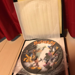 ディズニー21世紀記念プレート(新品未使用品)の画像