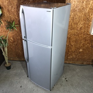 228Lの冷蔵庫 228Lサイズの冷蔵庫です！