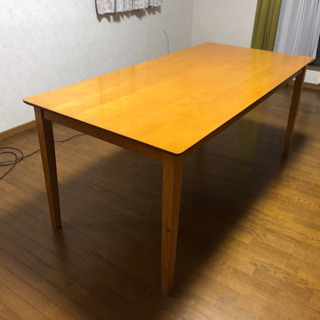 ダイニングテーブル　イスなし
