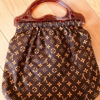 【美品】ヴィトンの布製バッグ