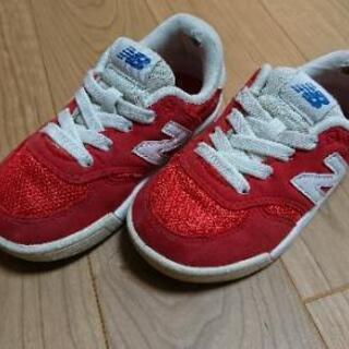 ニューバランス NIKE スニーカー