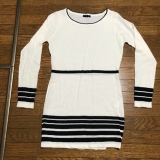 ノーブランド ワンピース 白黒2着セット