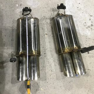 マフラー4本出し