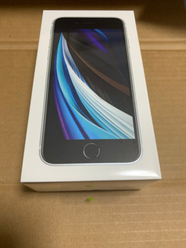 iPhone SE 2 128 GB ホワイト　新品です！