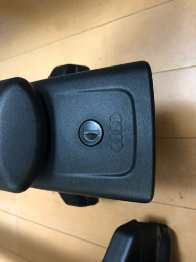 スノーキャリア美品(アウディ純正オプション)A3ハッチバック用