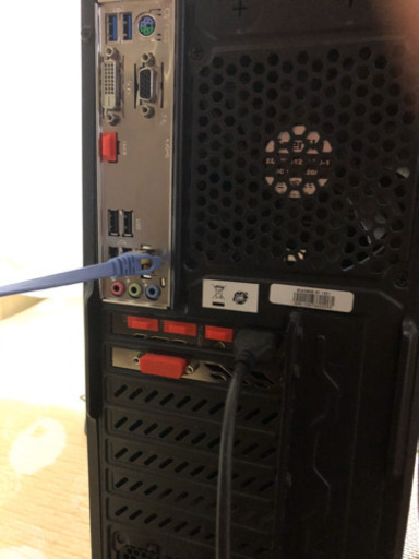 ゲーミングパソコン　