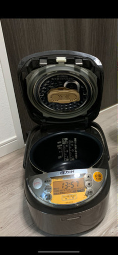 炊飯器(ZOJIRUSHI)