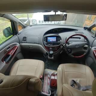 トヨタエスティマACR30の画像