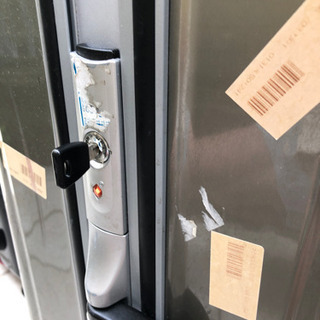 取引確定済み　スーツケース　シルバーの画像