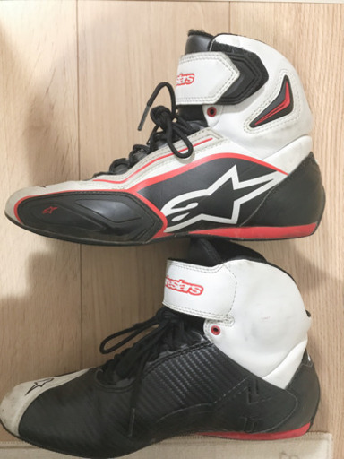 alpinestarsシューズ