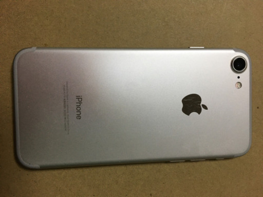iPhone7 SIMフリー　バッテリー100%