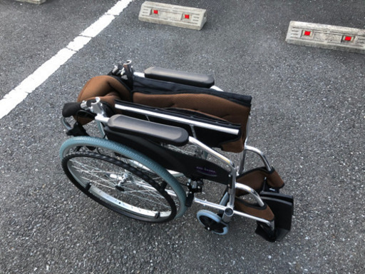 車椅子　ほぼ新品