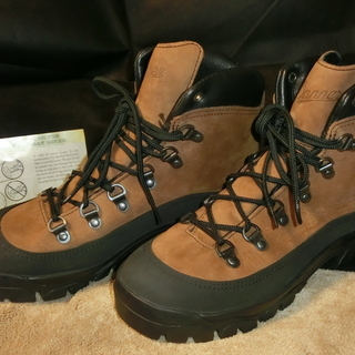 【新品】 ダナーコンバットハイカー Danner COMBAT HIKER　【登山靴】トレッキングシューズ登山ブーツ