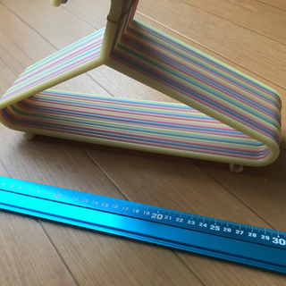引取先決定しました　ベビー用ハンガー17本の画像