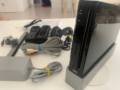 　取引完了！Nintendo Wii  ソフト13セット付き！