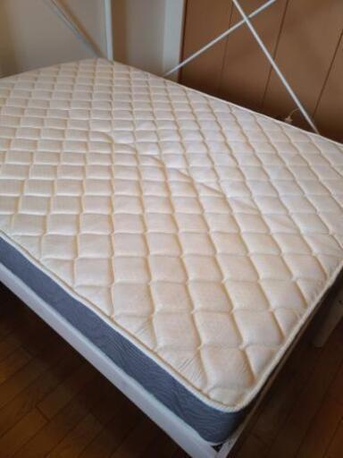 【引越前大量出品】　ダブルベッド　ポケットコイル　ニトリ　脚付スノコベッド