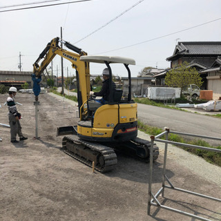 12月7日〜（週払い可）太陽光発電所建設工事　手元作業員　募集の画像