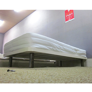 札幌市近郊の方限定！送料無料！無印良品 スチールベッドフレーム セミダブル スチールベッドフレーム セミダブル | 無印良品