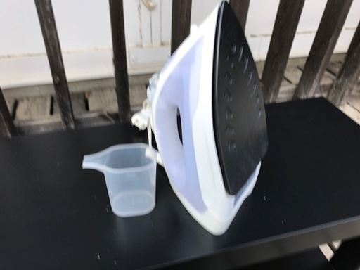 ニトリ　アイロン